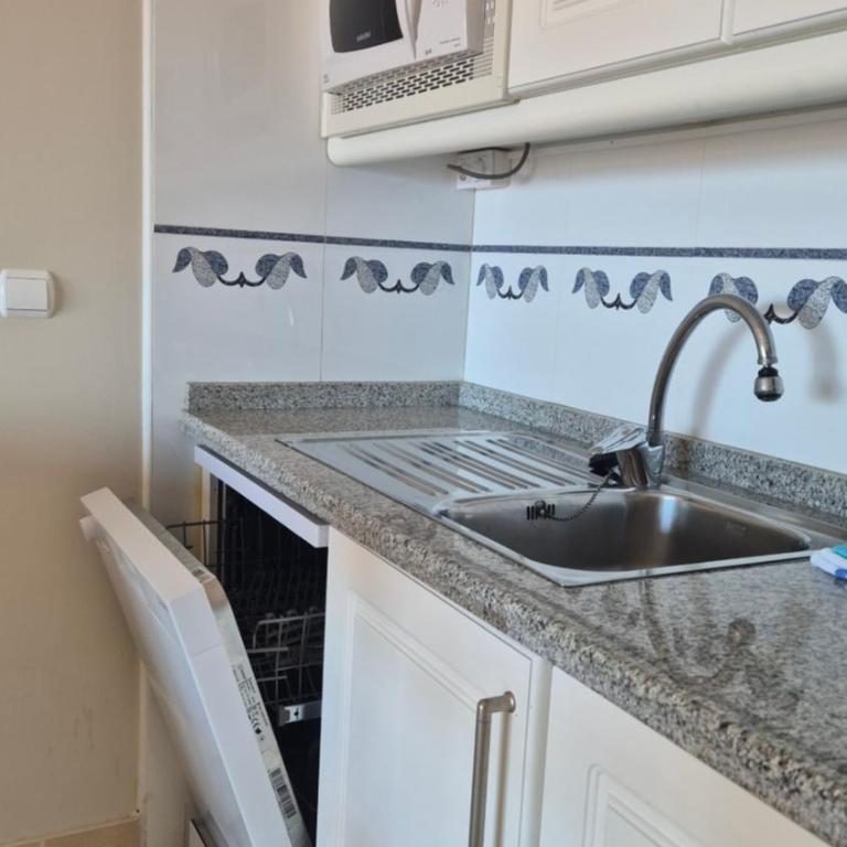 Playa de Oro con Parking - One-Bedroom Apartment - 8