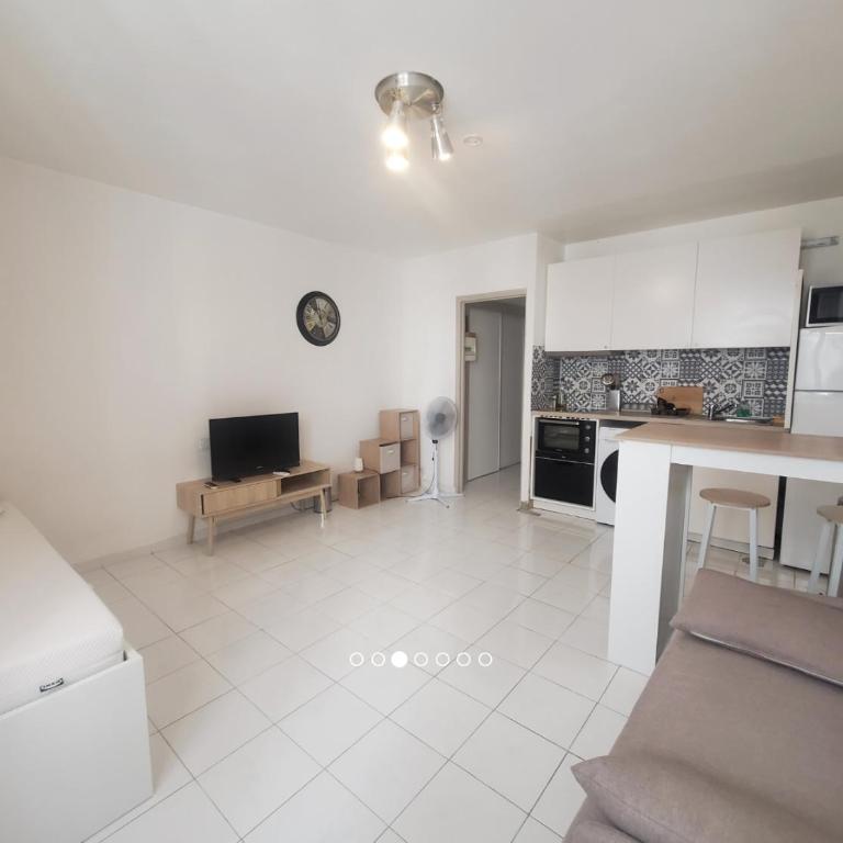 Joli studio proche centre-ville - Apartment mit 1 Schlafzimmer - 5