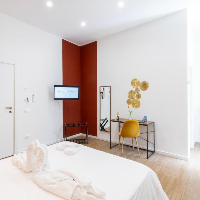 NunziaTina ai Quartieri Spagnoli - Deluxe Double Room - 9