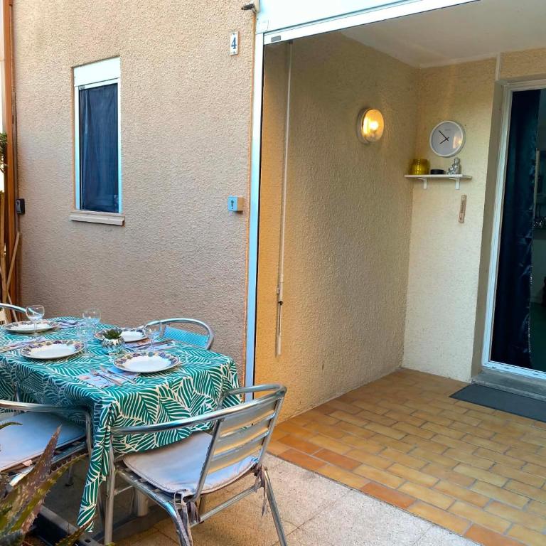 Bord de plage, secteur Lydia, rdc, terrasse, très joli appt 4 couchages, ventilateur plafond - Apartment mit 1 Schlafzimmer - 21