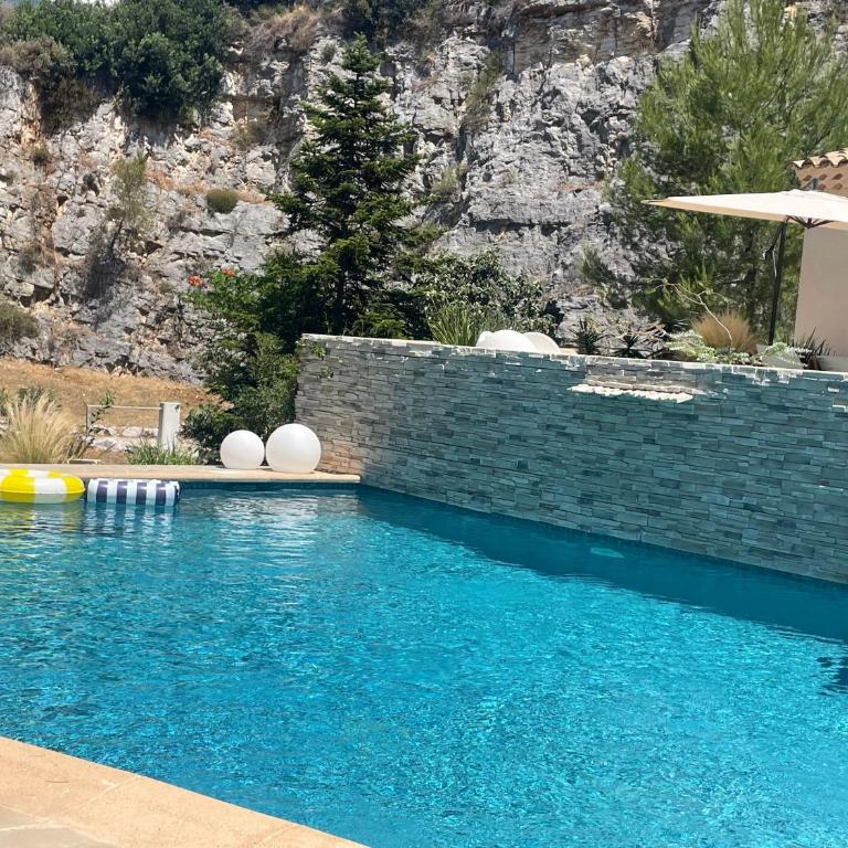La villa des Carriers - maison avec piscine, 10 min mer - Villa - 14