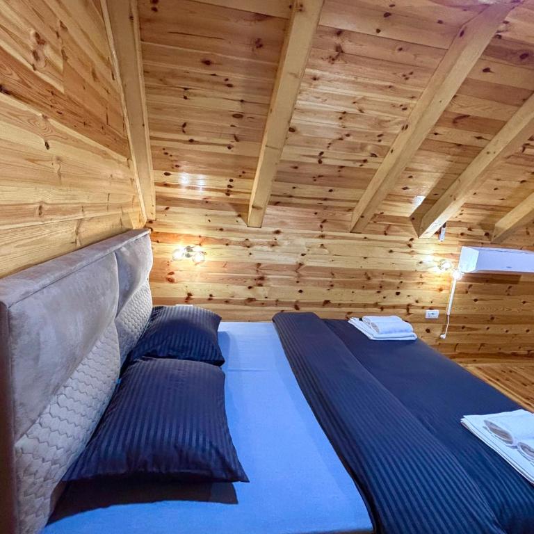 Apartmani J&B Žabljak - Apartman sa 2 Spavaće Sobe i Pogledom na Grad - 2