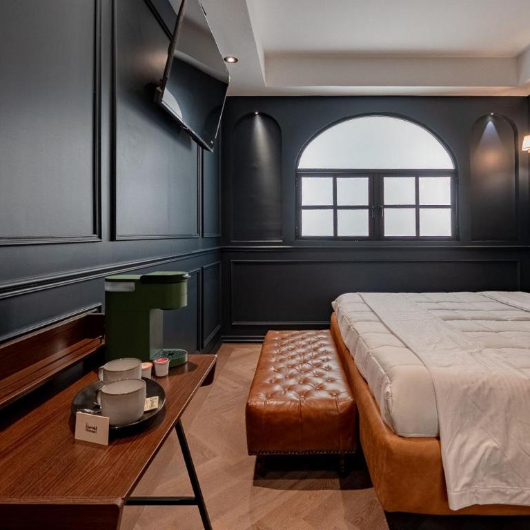 The Midnight Bloom Suite - Suite Superior con cama extragrande - 3