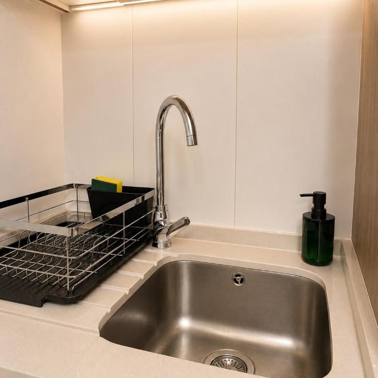 Depto estilo Resort a pasos de metro y estadio nacional - One-Bedroom Apartment - 13