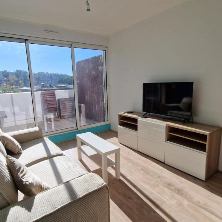 Studio Carnon climatisé avec vue port et balcon - Appartement 1 Chambre avec Terrasse - 1