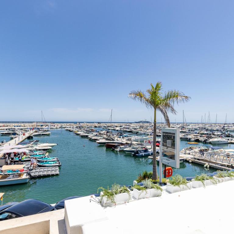 Modern Frontline Puerto Banus Apartment M2 - Apartamento de 2 dormitorios - 41