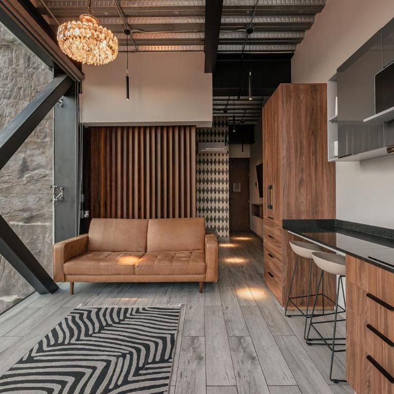 The Diamond Loft Modern Luxury w/ Equipped Kitchen - Loft - 6