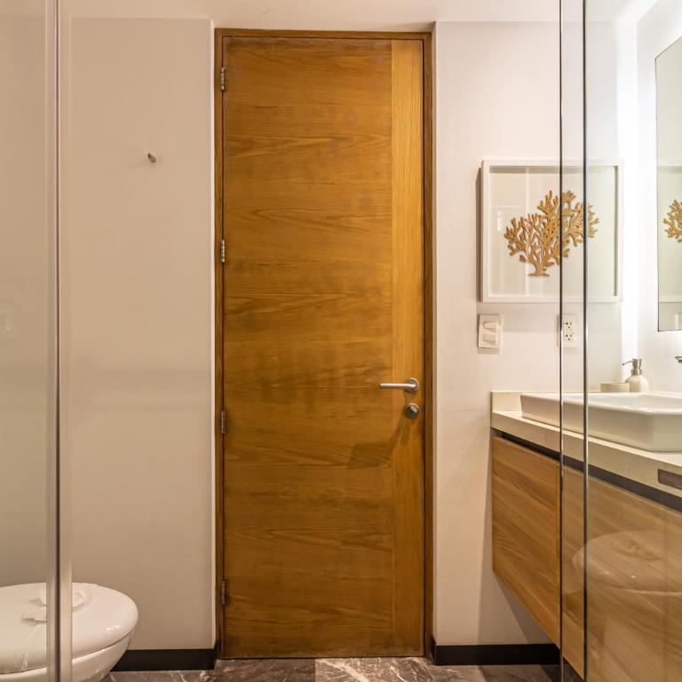 Ocean Front! Amazing Rooftop Pool, Walk to Fifth! - Habitación Individual - 18