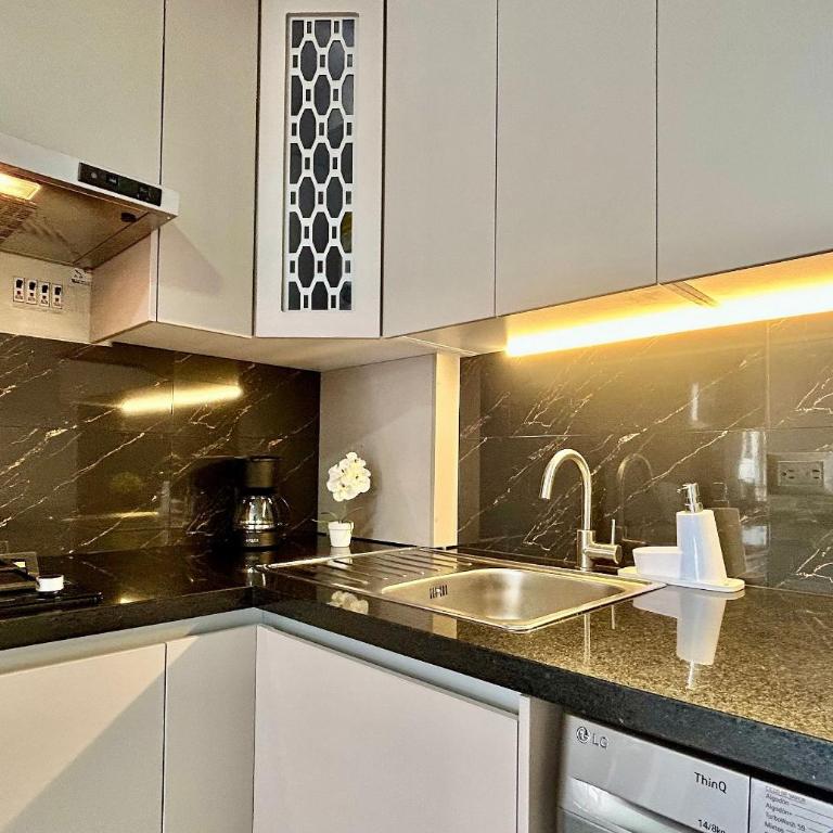 Ubicación perfecta en Pinares, balcón con linda vista y piscina - by ALPES apartamentos - Apartamento con vistas y balcón - 10