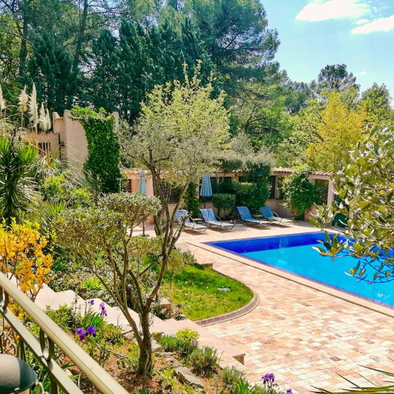 Lovely Home In Lorgues - Maison de Ville 3 Chambres - 5