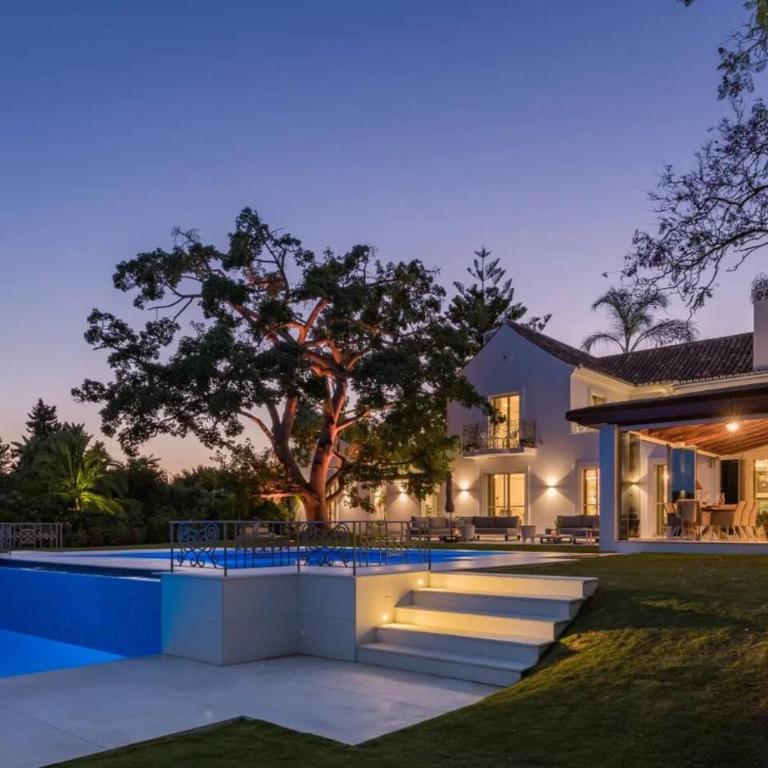 6 Bedroom Villa With Private Pool And Golf Front - Villa - 9