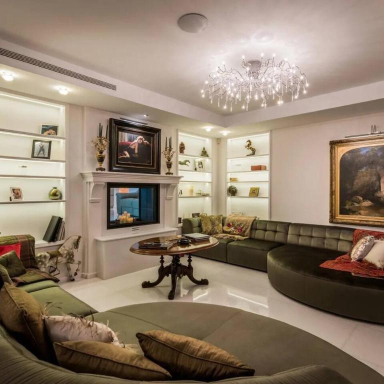 6 Bedroom Villa With Private Pool And Golf Front - Villa - 30
