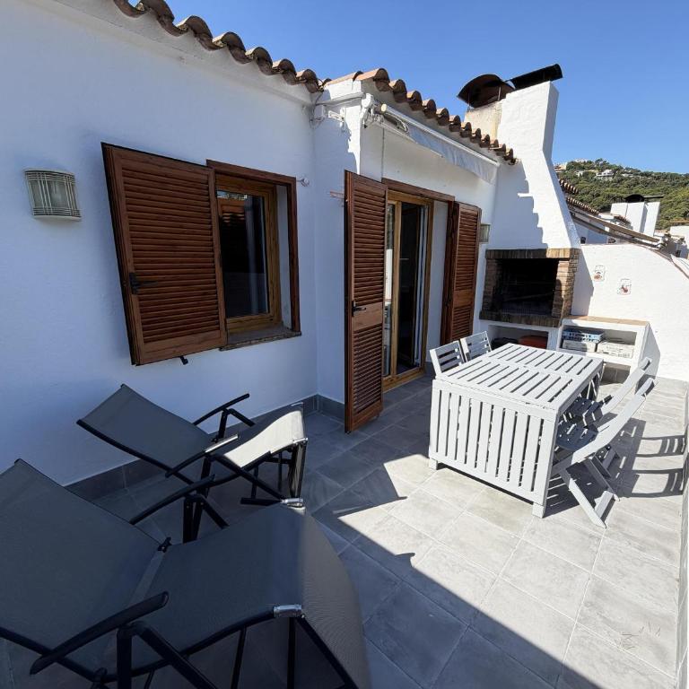 Acogedor apartamento con piscina comunitaria, cerca de la playa de Sa Tuna - ES-226-26 - Apartamento - 5