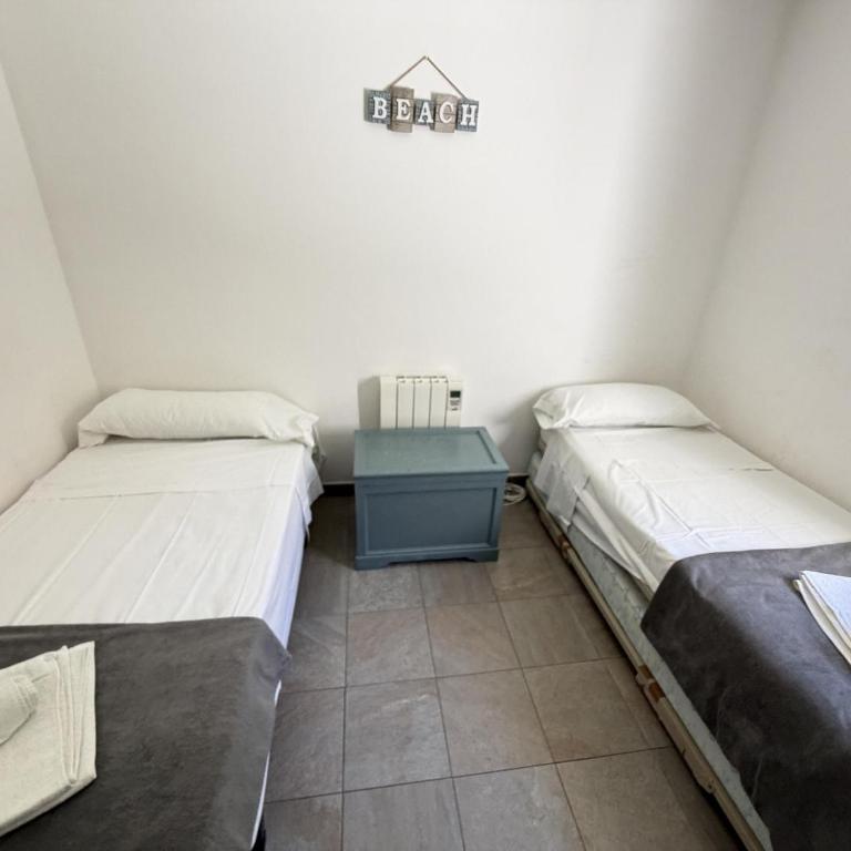 Acogedor apartamento con piscina comunitaria, cerca de la playa de Sa Tuna - ES-226-26 - Apartamento - 11