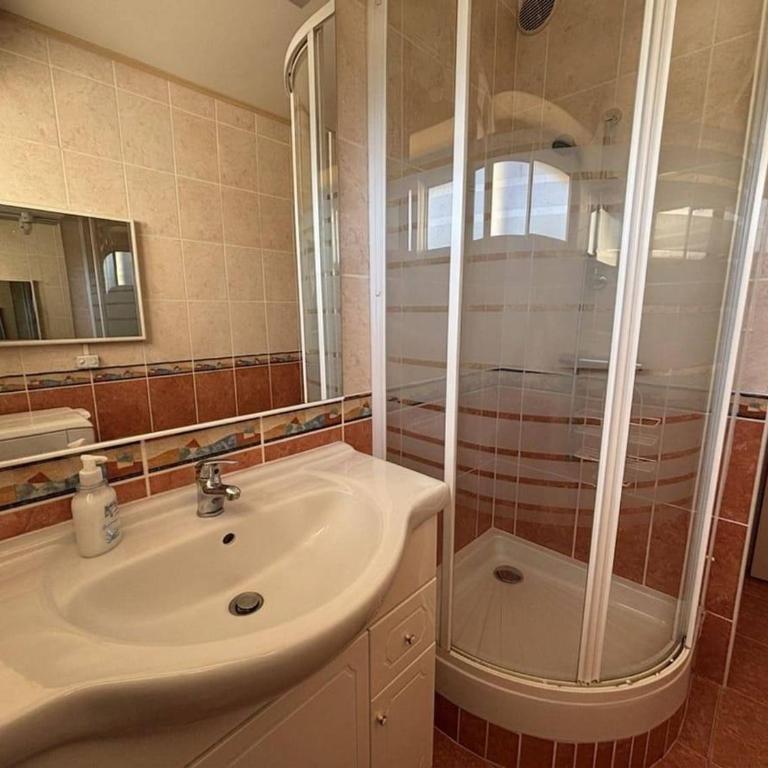 Appartement avec vue mer - 4 pers. - FR-1-250-342 - Apartment - 26