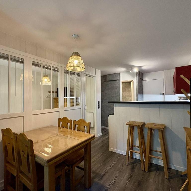 Appartement charmant proche des pistes - 4 pers. - FR-1-356-561 - Appartement - 5