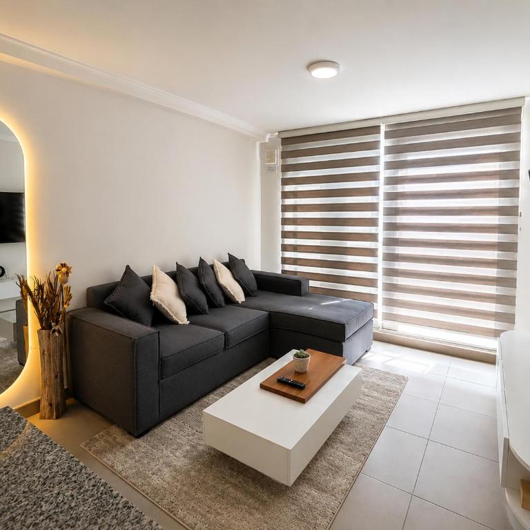 Depto Vista al Mar, Estacionamiento, Check-in Autónomo y Cerca Aeropuerto - Apartamento de 2 dormitorios - 10