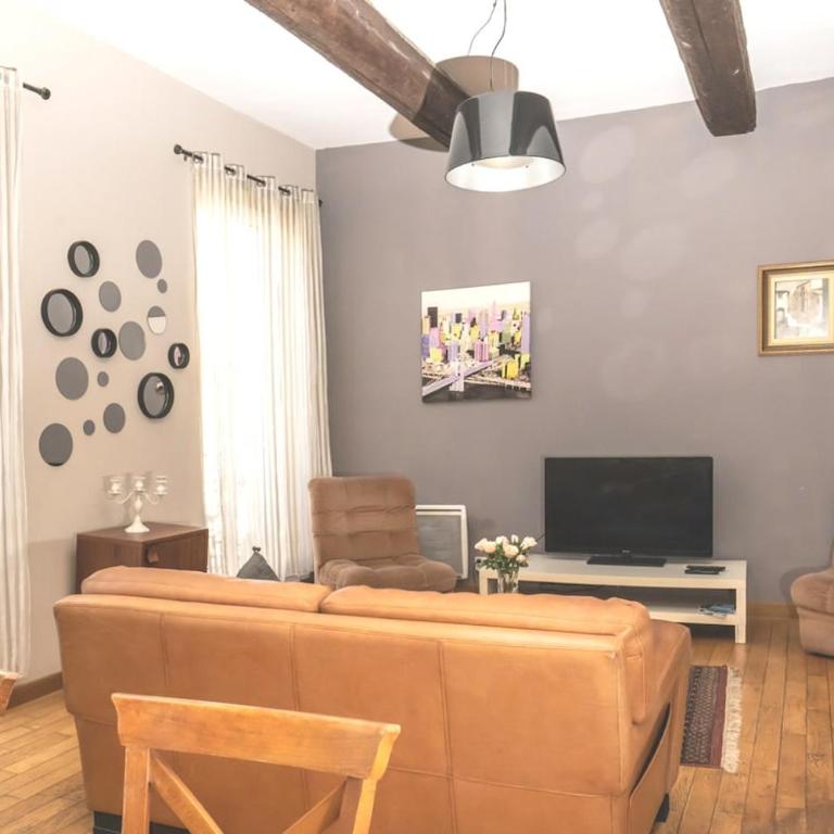 "Air d'Antan"-Meublé de Tourisme 3 étoiles -Résidence "Les Logis de Béziers"-Garage optionnel-Cœur de ville-Plages à 16km ! - Appartement - 10