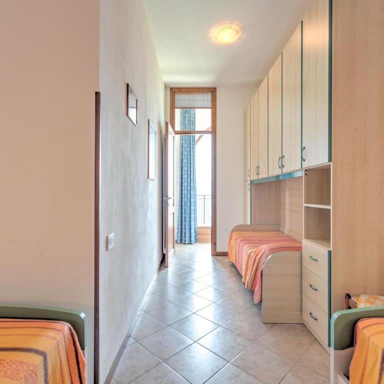 Wonderful flat with swimming pool, lift and garden - Appartamento con 2 Camere da Letto - 18