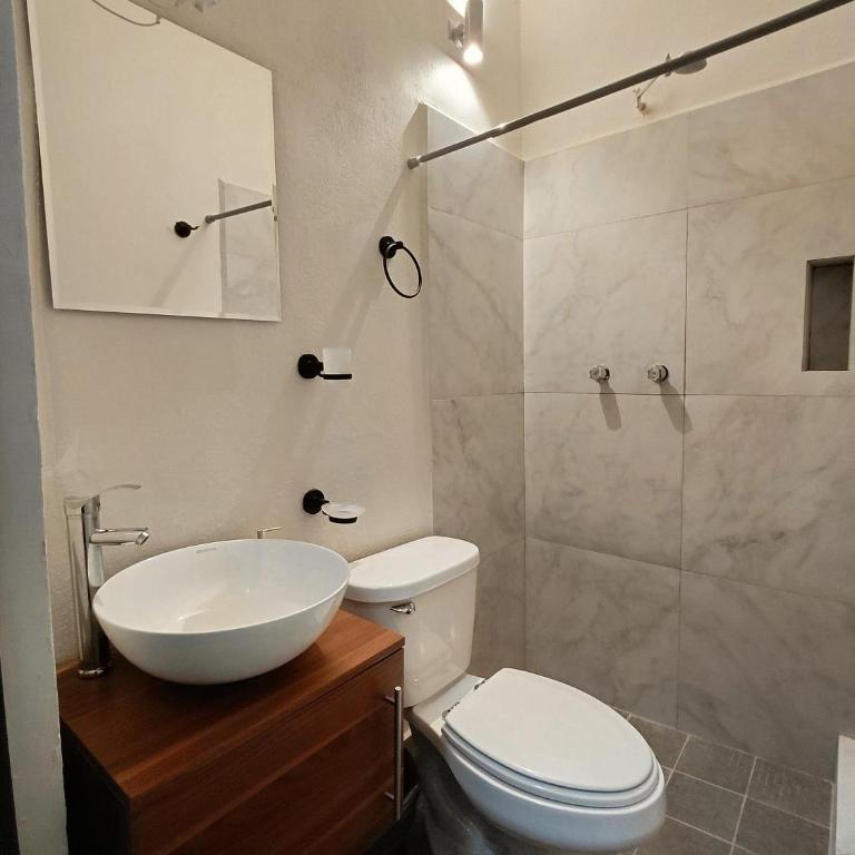 Casona Vintage con encanto histórico y Patio de Arte en el Centro - Casa de 3 dormitorios - 21