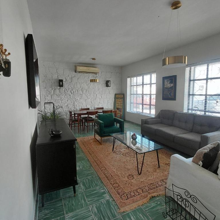 Casona Vintage con encanto histórico y Patio de Arte en el Centro - Casa de 3 dormitorios - 8