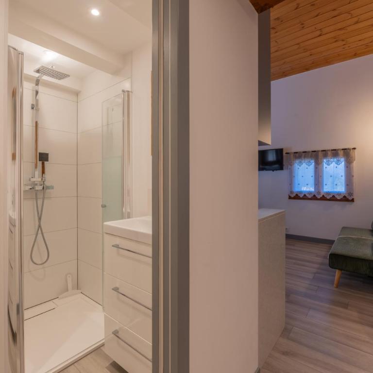 Le Cristal NB15 Mont-Blanc View, Pool, Parking & WiFi - Happy Rentals - Appartement avec Balcon - 9
