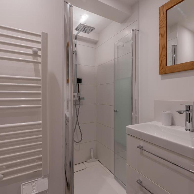 Le Cristal NB15 Mont-Blanc View, Pool, Parking & WiFi - Happy Rentals - Appartement avec Balcon - 17