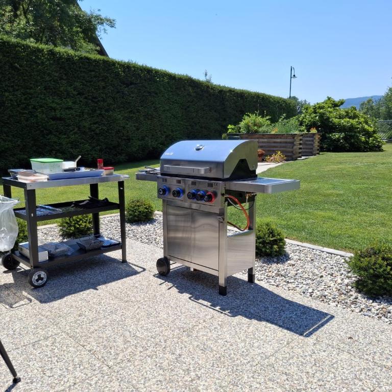 Lauras Ferienwohnung - Ihre Wohlfühloase in der Südweststeiermark mit Garten, Pool, Biotop & Weinbar - Apartment mit 2 Schlafzimmmern und eigenem Pool - 65
