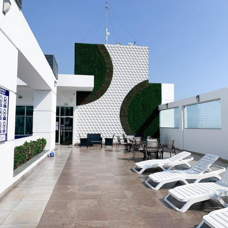 Suite vista al rio en Puerto Santa Ana - Apartamento de 1 dormitorio - 21