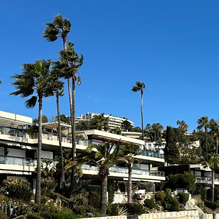 ADRIANA by Terry's Homes WATERFRONT SEAVIEW BEACH - Appartement 2 Chambres avec Terrasse et Vue sur la Mer - 22
