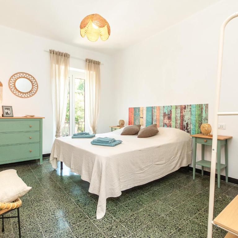 Villetta con Giardino - 5 min dal Mare - Appartamento con 2 Camere da Letto - 1