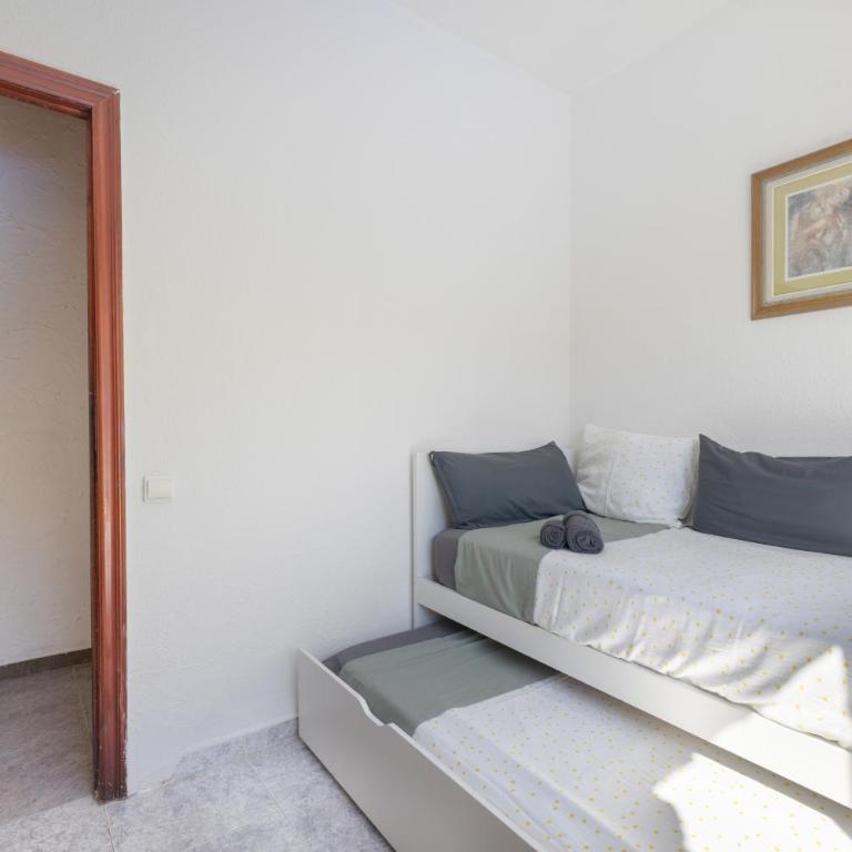 Villa Sueños con Wifi y Piscina - Casa - 20