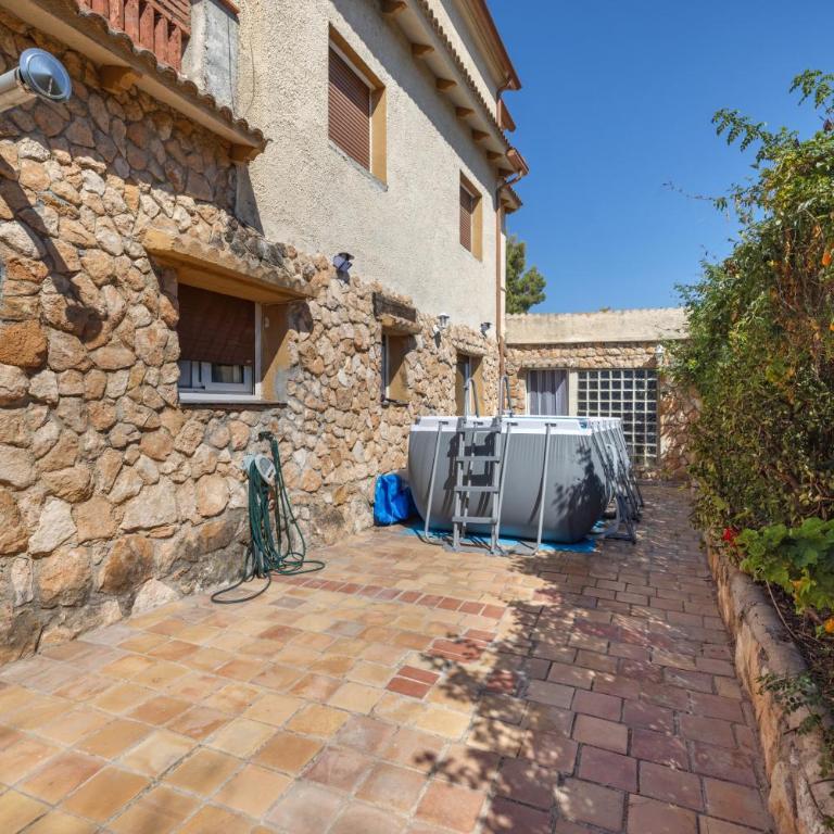 Villa Sueños con Wifi y Piscina - Casa - 33
