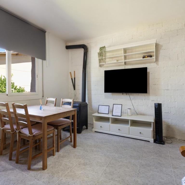 Villa Sueños con Wifi y Piscina - Casa - 5