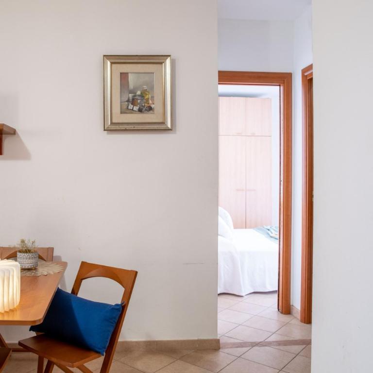 Lido Beach Alghero - Three-Bedroom Deluxe Apartment - 8