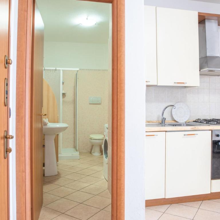 Lido Beach Alghero - Three-Bedroom Deluxe Apartment - 22