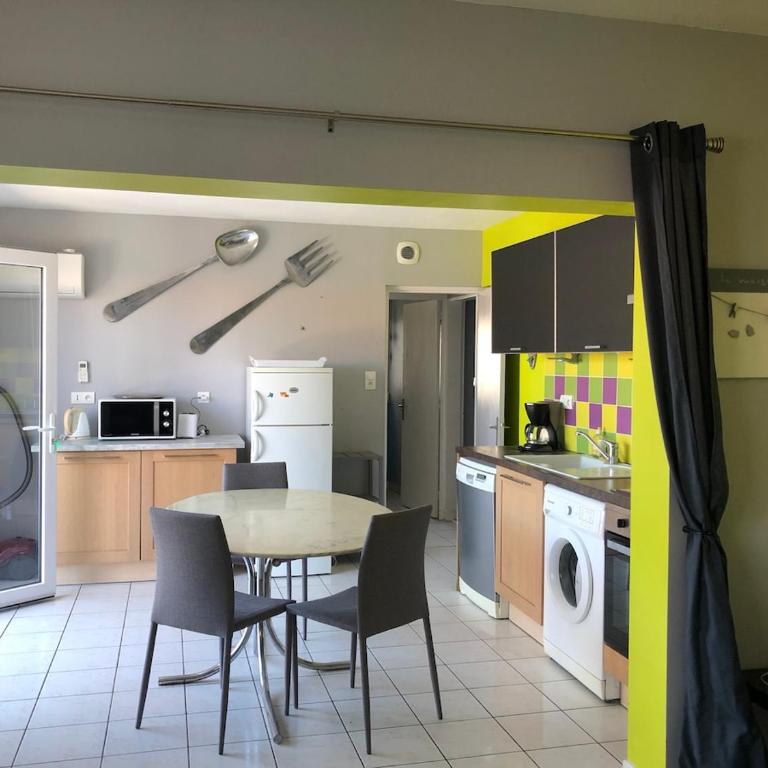 Maison proche plage et centre ville Le Mojito - Two-Bedroom House - 16
