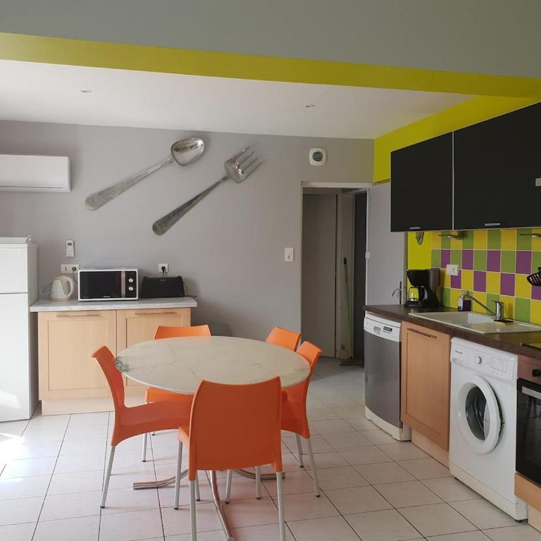 Maison proche plage et centre ville Le Mojito - Two-Bedroom House - 20