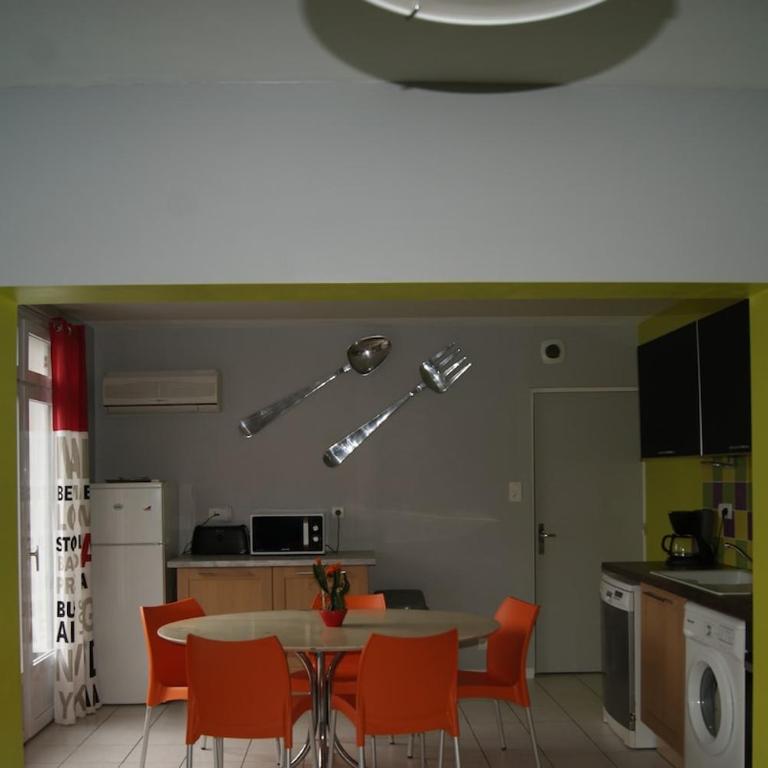 Maison proche plage et centre ville Le Mojito - Two-Bedroom House - 22
