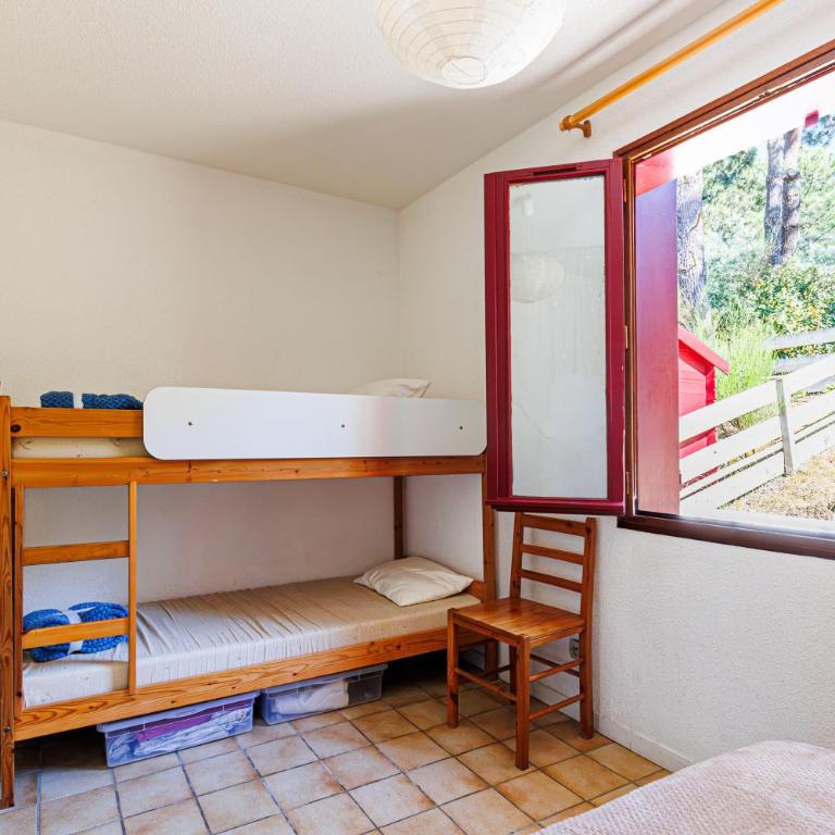 Villa Golf, piscine partagée - Maison 2 Chambres - 10