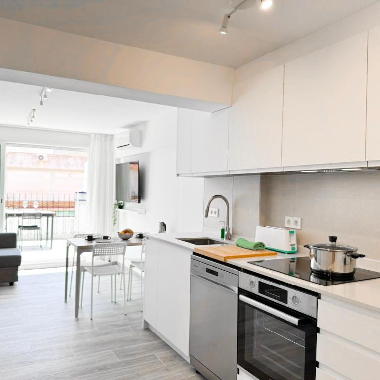 NUEVO, ático a 75 metros de la playa y con vistas al mar - Apartamento de 2 dormitorios - 31