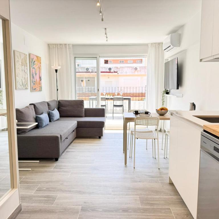 NUEVO, ático a 75 metros de la playa y con vistas al mar - Apartamento de 2 dormitorios - 37