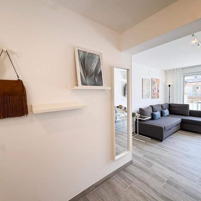 NUEVO, ático a 75 metros de la playa y con vistas al mar - Apartamento de 2 dormitorios - 45