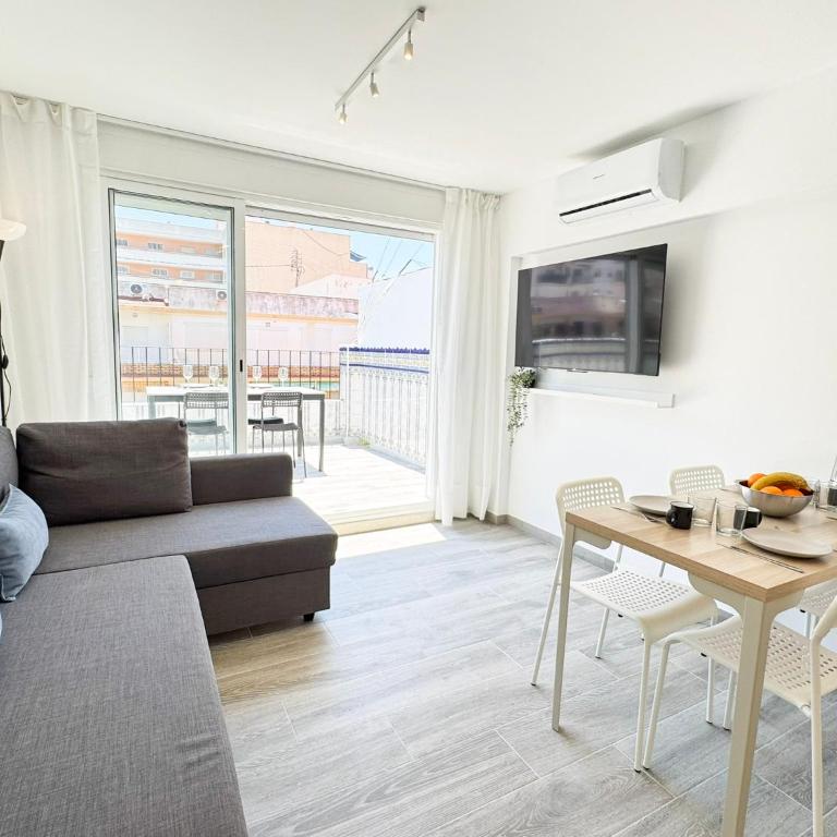 NUEVO, ático a 75 metros de la playa y con vistas al mar - Apartamento de 2 dormitorios - 46
