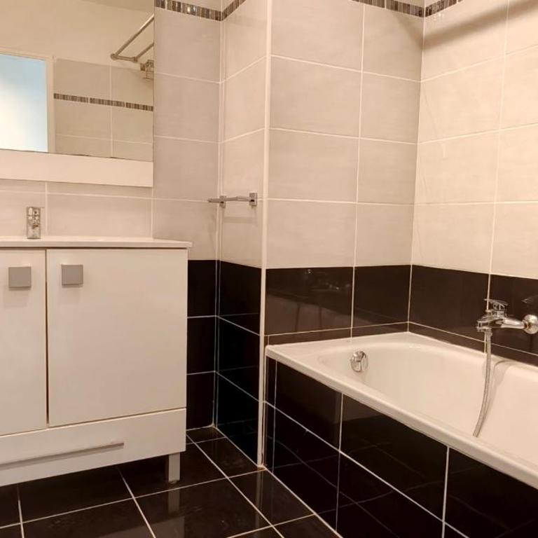 Newly renovated apartment with pool and terrace - Apartment - 11