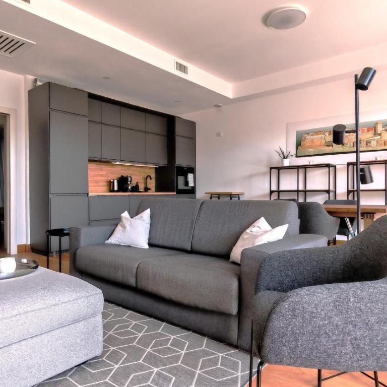 Saturnino Garden Terrace - Two-Bedroom Apartment - 11