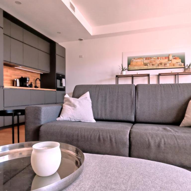 Saturnino Garden Terrace - Two-Bedroom Apartment - 12