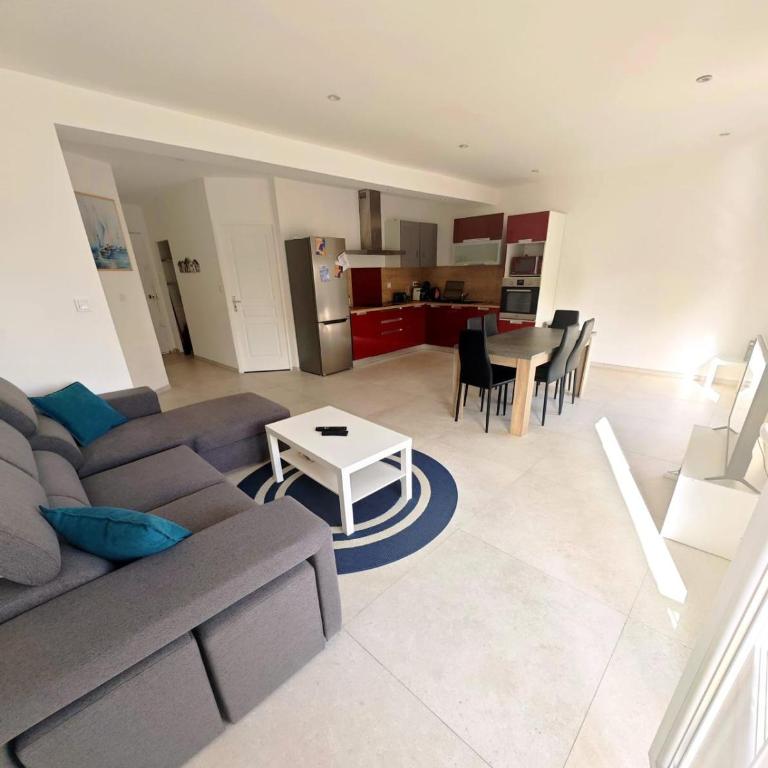 LE CHARLES T3 50m de la plage - Appartement 3 Chambres - Vue sur Mer - 1