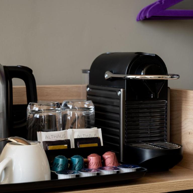 Premier Inn Würzburg - Superior Doppelzimmer - 8