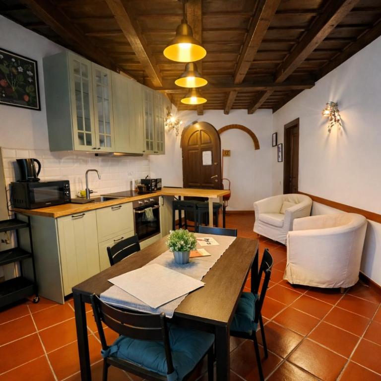 Trilocale Sofia Abbadesse Guest House M3-M5 Zara - Appartamento con 2 Camere da Letto - 1
